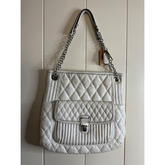 Coach Shoulder Bag Women's White Quilted Leather Chain Purse Handbag - Picture 1 of 14